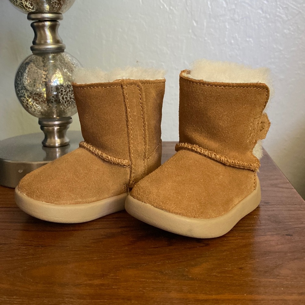 Baby UGG "Keelan" boots